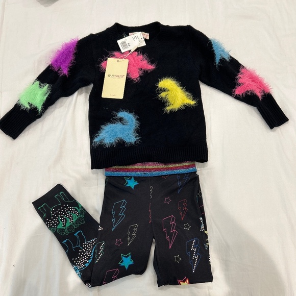 Baby Sara outfit